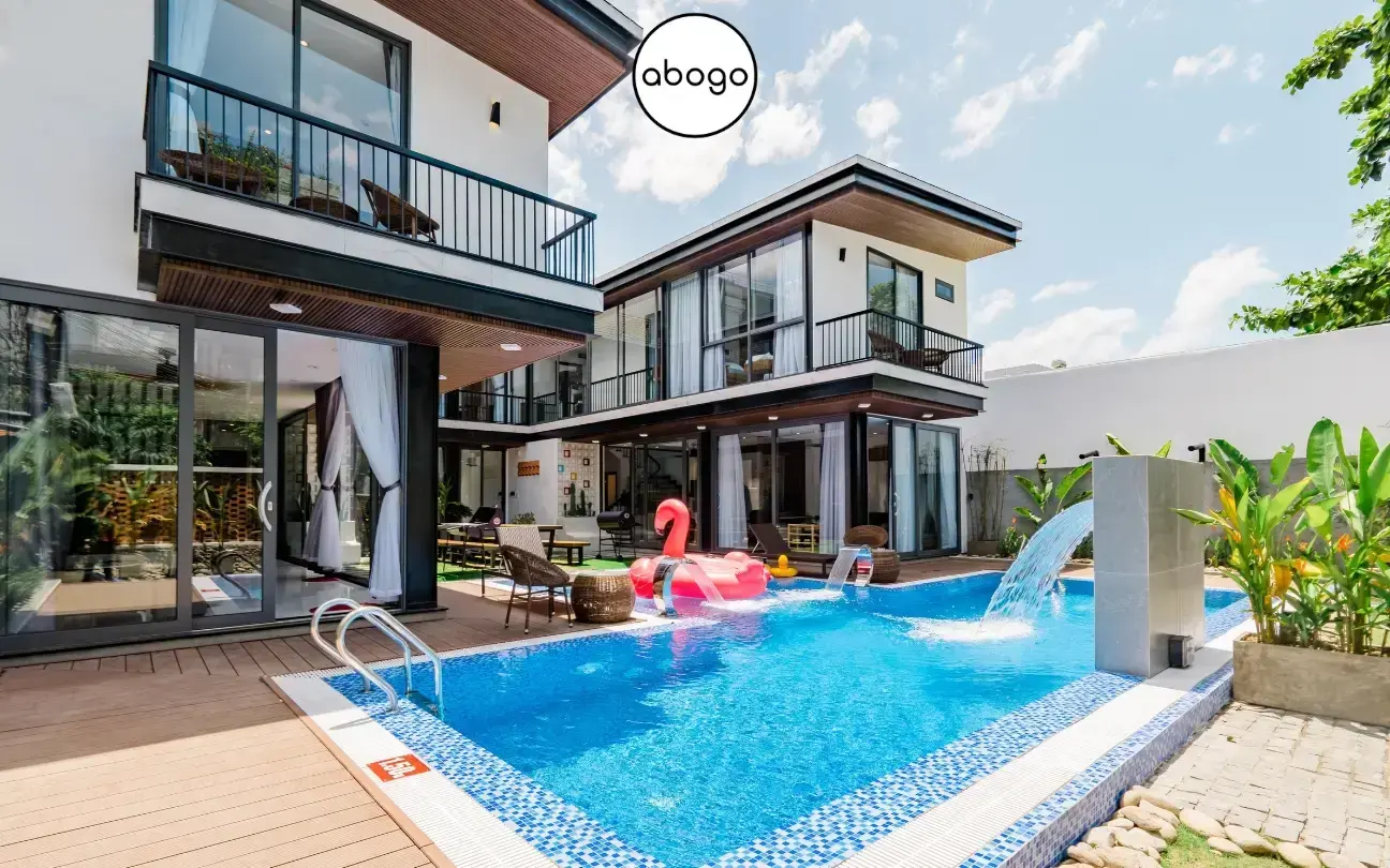 Villa Sơn Trà Đà Nẵng view biển đẹp, cửa kính rộng - Lựa chọn lý tưởng cho kỳ nghỉ giá rẻ của cặp đôi, gia đình nhỏ.