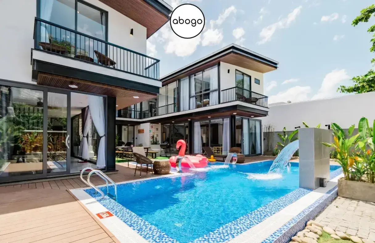 Spacious beach-view villa in Da Nang with a private balcony overlooking My Khe Beach, perfect for a family or couple's retreat.