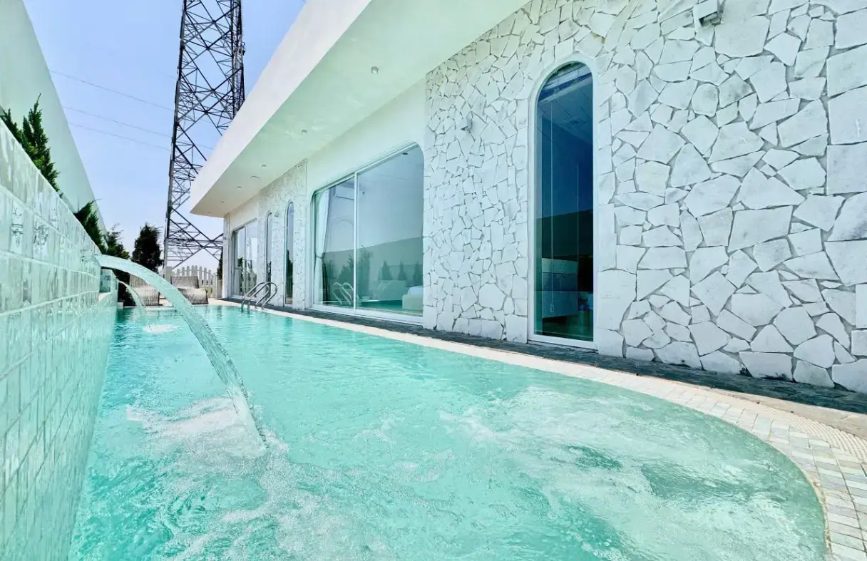 Private swimming pool inside a Da Nang private villa for exclusive use
