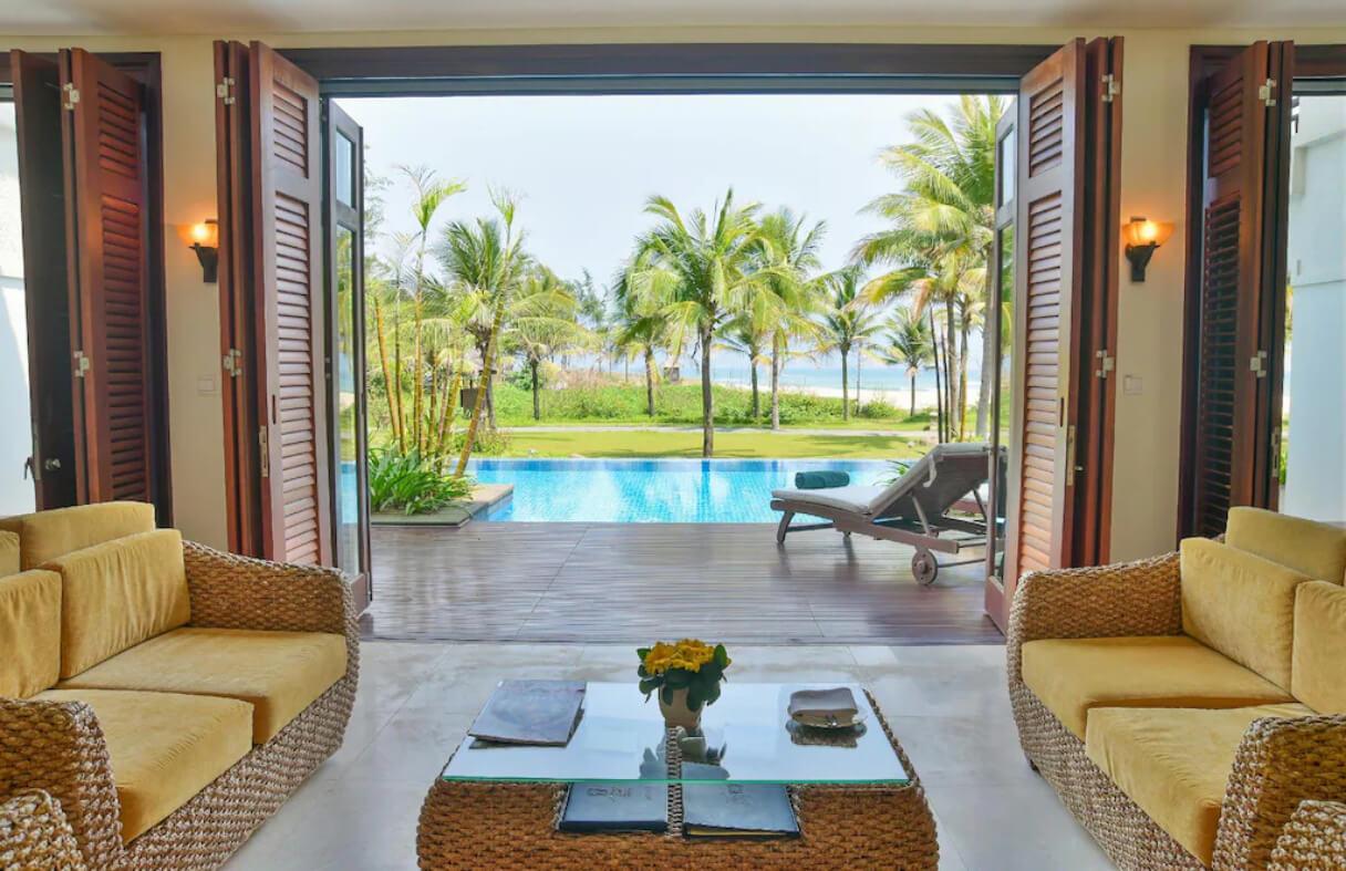 Hồ bơi riêng tại villa Furama Đà Nẵng không gian nghỉ dưỡng riêng tư