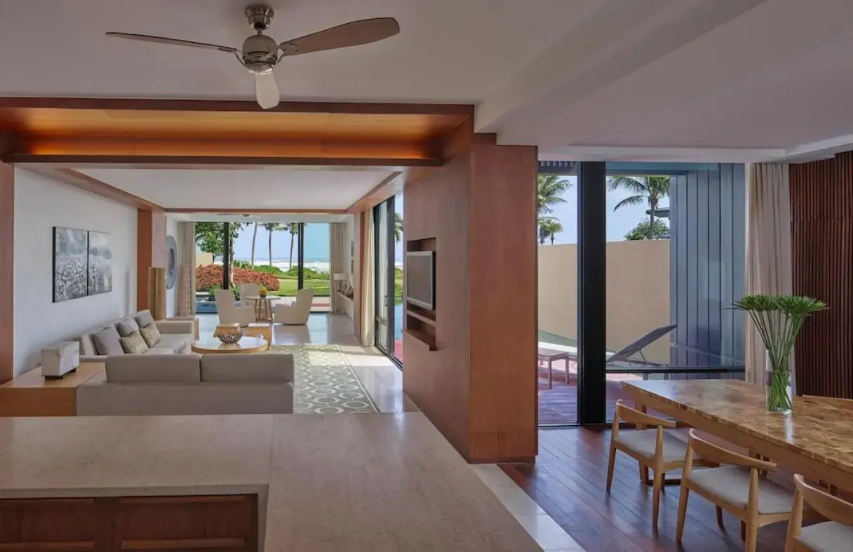 Biệt thự gia đình rộng rãi tại Hyatt Regency Danang Resort & Spa.