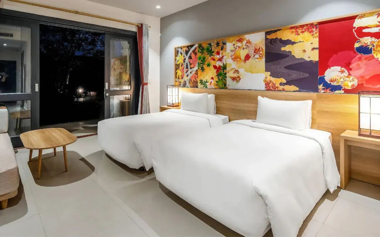 mikazuki-hinode-garden-view-twin-room.webp
