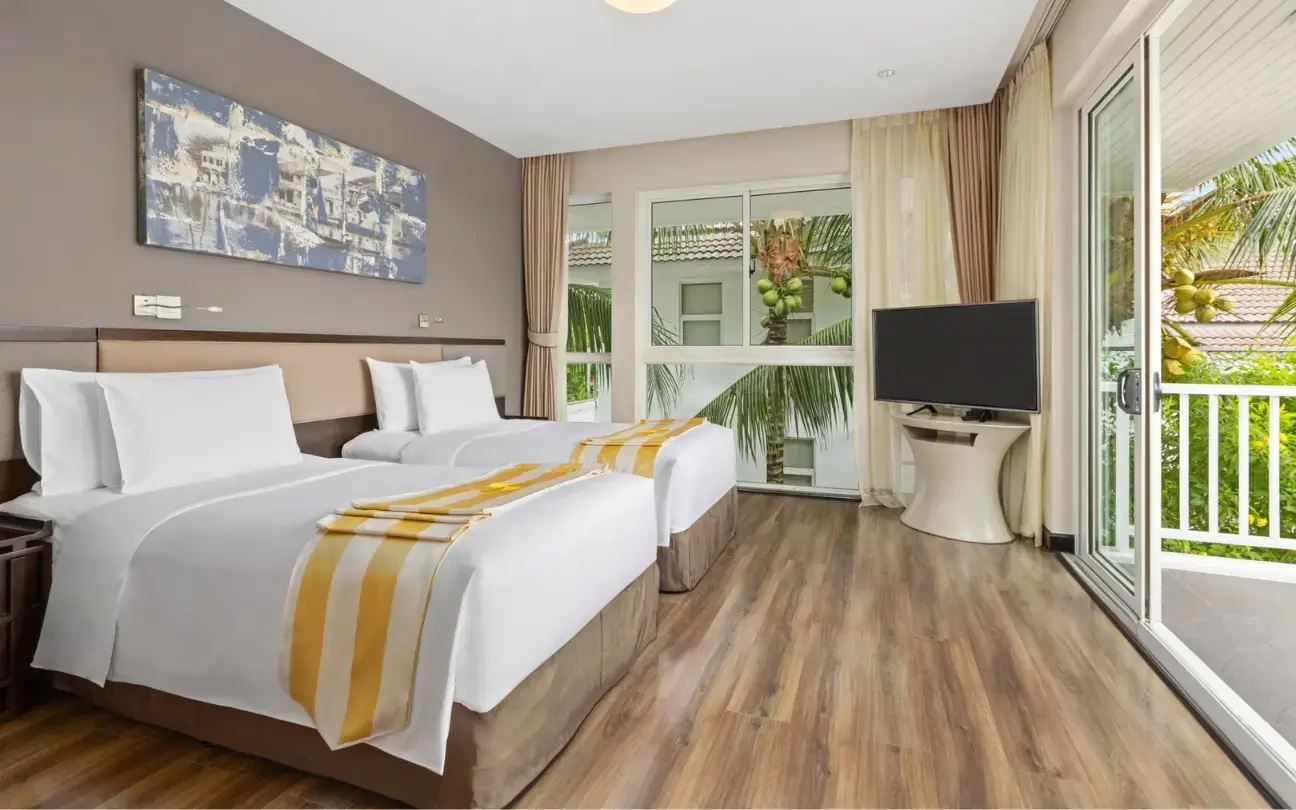 premier-village-danang-resort-garden-view-villa-3br.webp