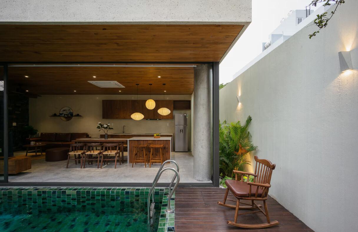 Luxury resort villa in Da Nang with full-service amenities