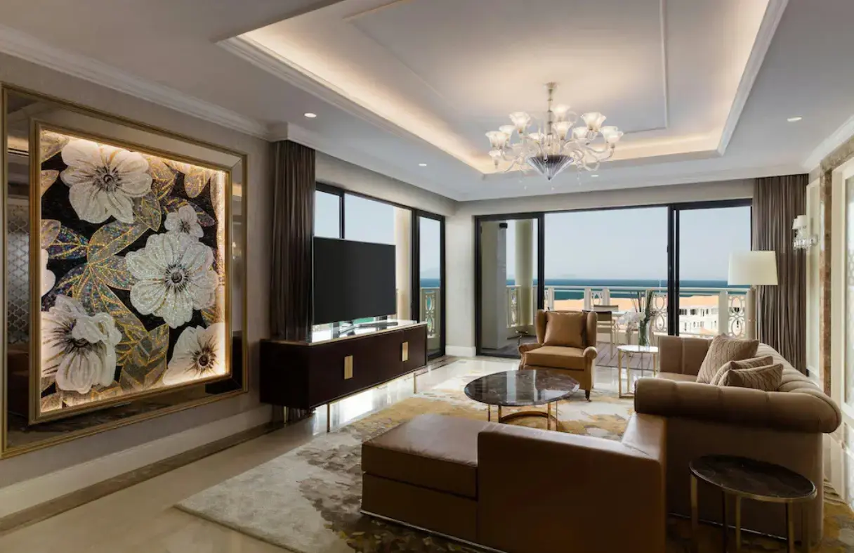 Phòng Family Suite rộng rãi cho gia đình tại Sheraton Grand Đà Nẵng Resort