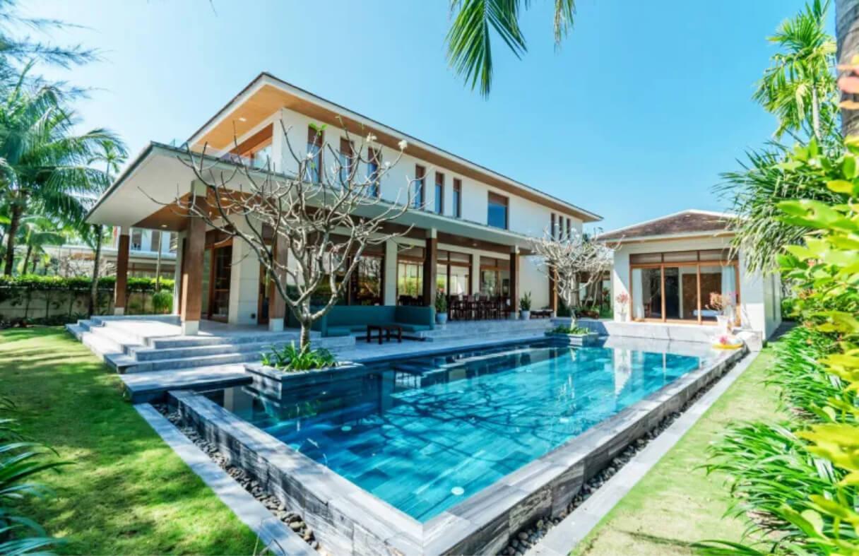 Villa Đà Nẵng có hồ bơi riêng và không gian nghỉ dưỡng yên tĩnh
