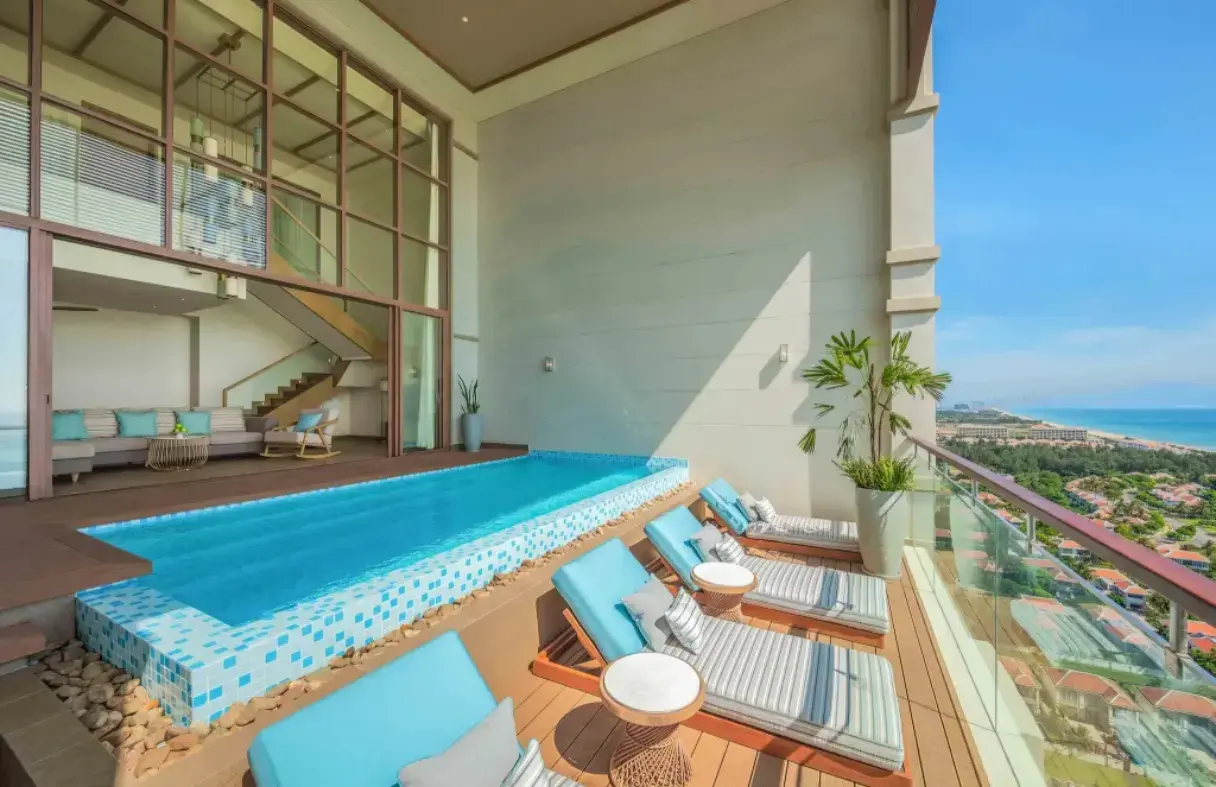 Villa Đà Nẵng view biển có hồ bơi riêng rộng rãi tại Abogo - Lý tưởng cho nhóm đông và tiệc tùng.