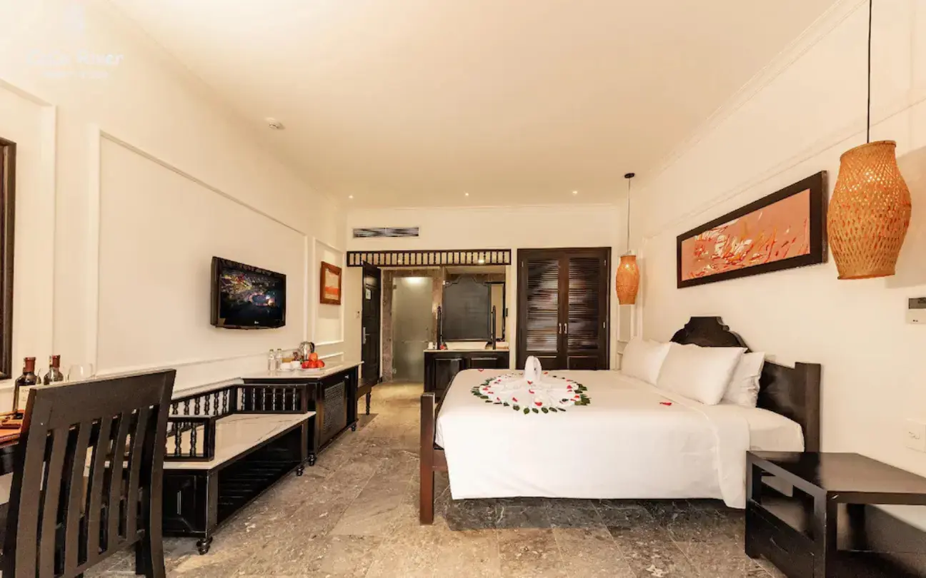 Hoi An Coco River Resort Honeymoon Suite