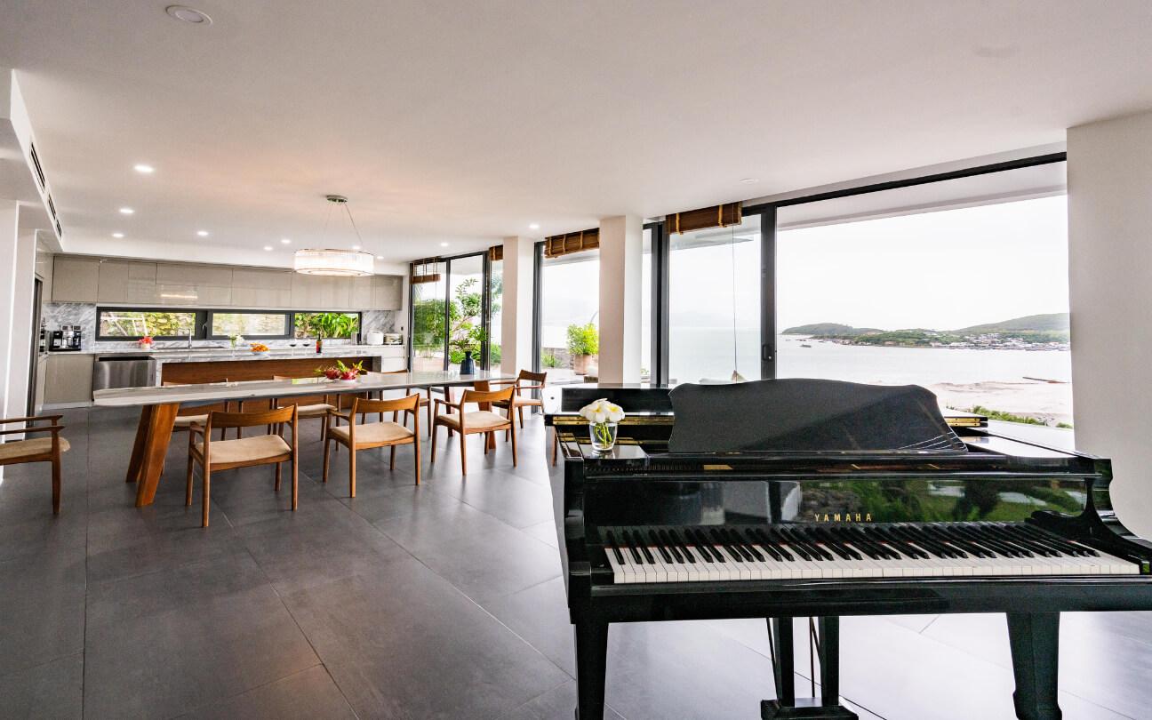 Ocean Front Villa Nha Trang B6 4PN