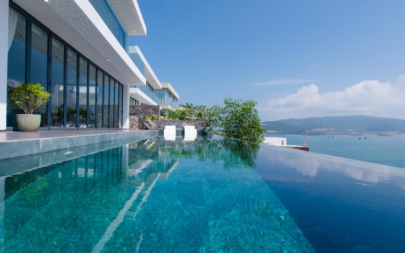 Ocean Front Villa Nha Trang R20 4PN