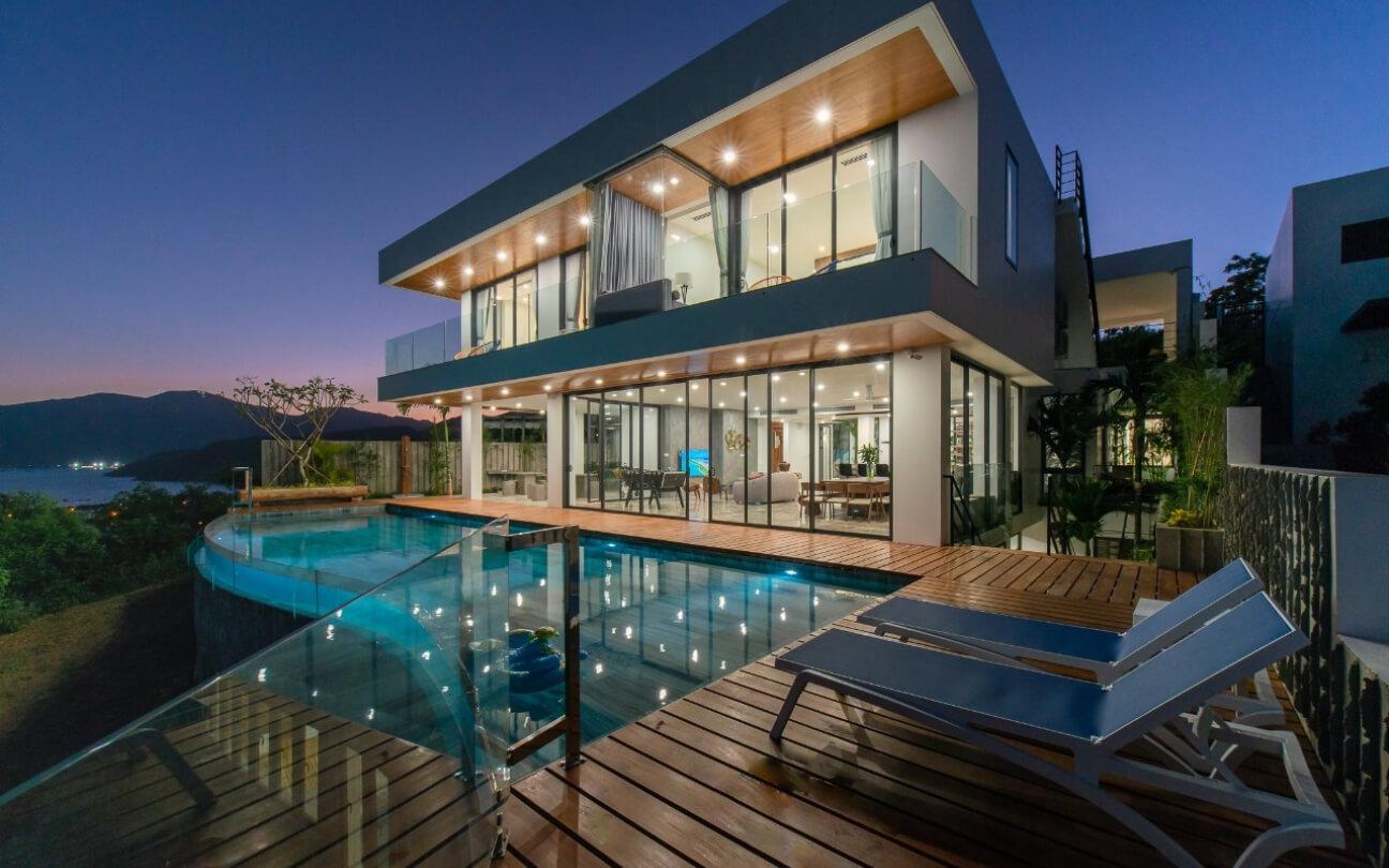Ocean Front Villa Nha Trang R26 6PN