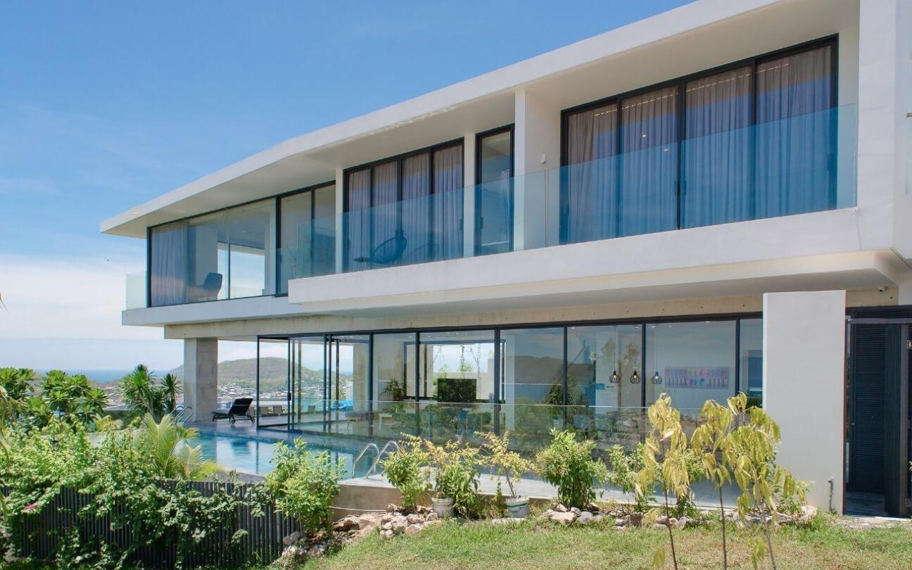Ocean Front Villa Nha Trang R28 4PN