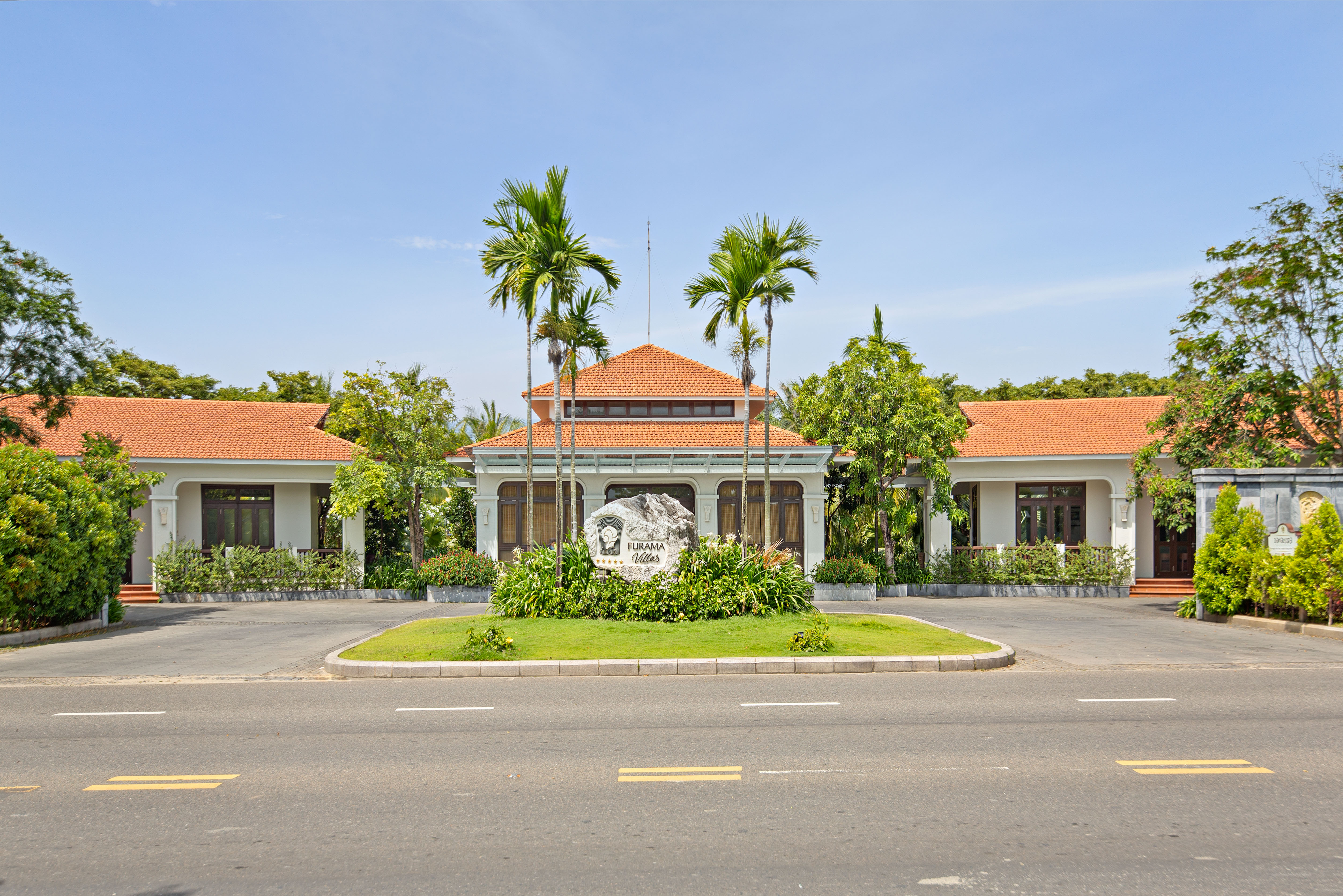 Liên Hệ Để Đặt Purama Villas Da Nang Beachfront Resort & Spa Chính Chủ