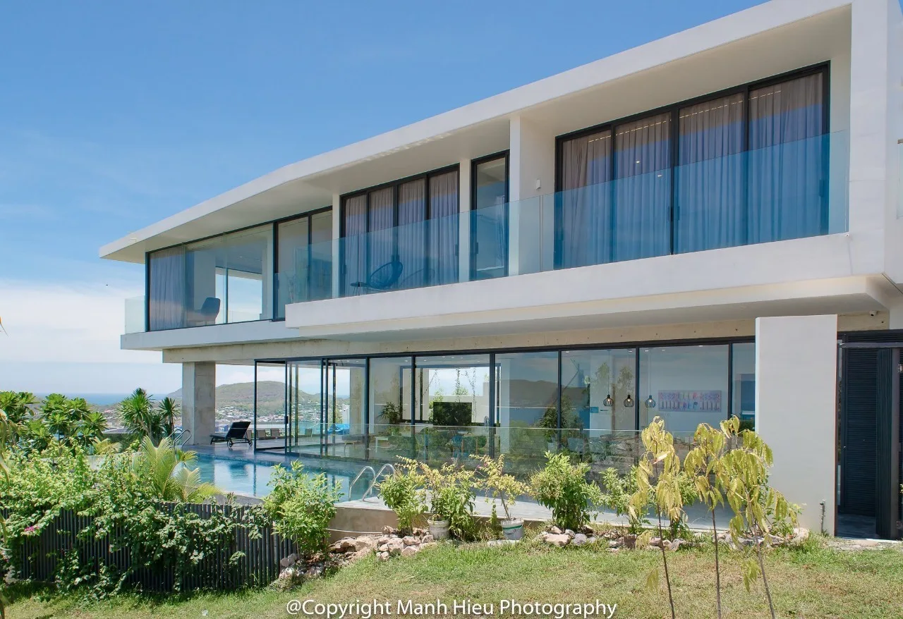 review oceanfront nha trang