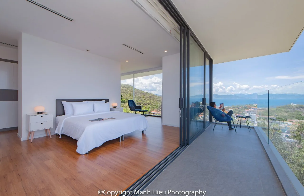 review oceanfront nha trang