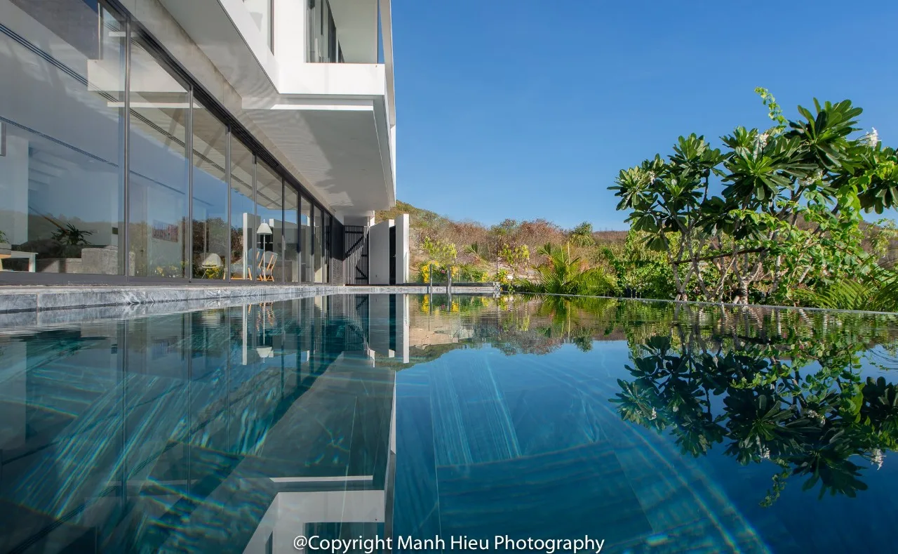 review Ocean Front Villas Nha Trang