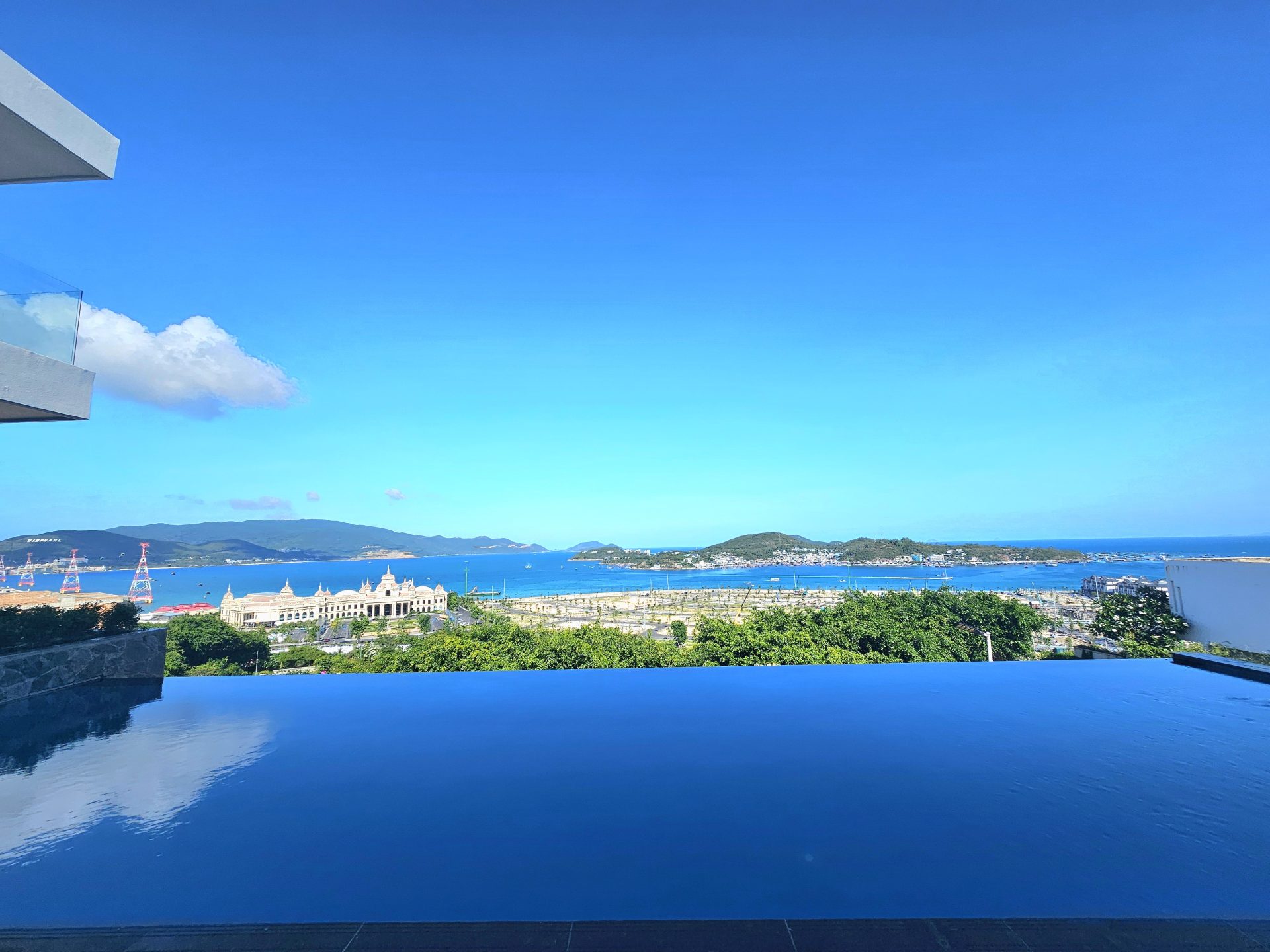 Ocean Front Villas Nha Trang có nên đặt không