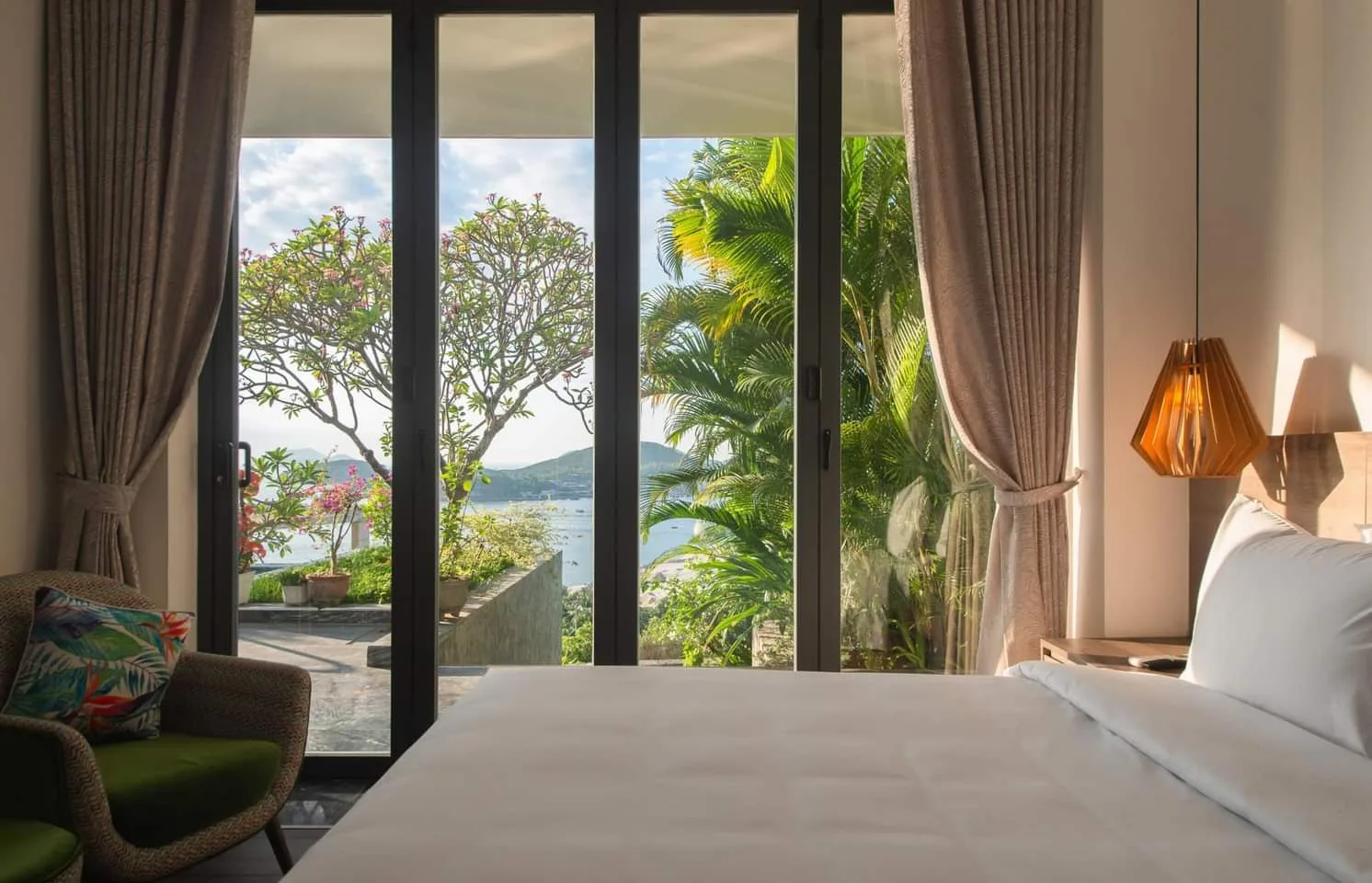 Oceanfront Nha Trang có nên đặt không
