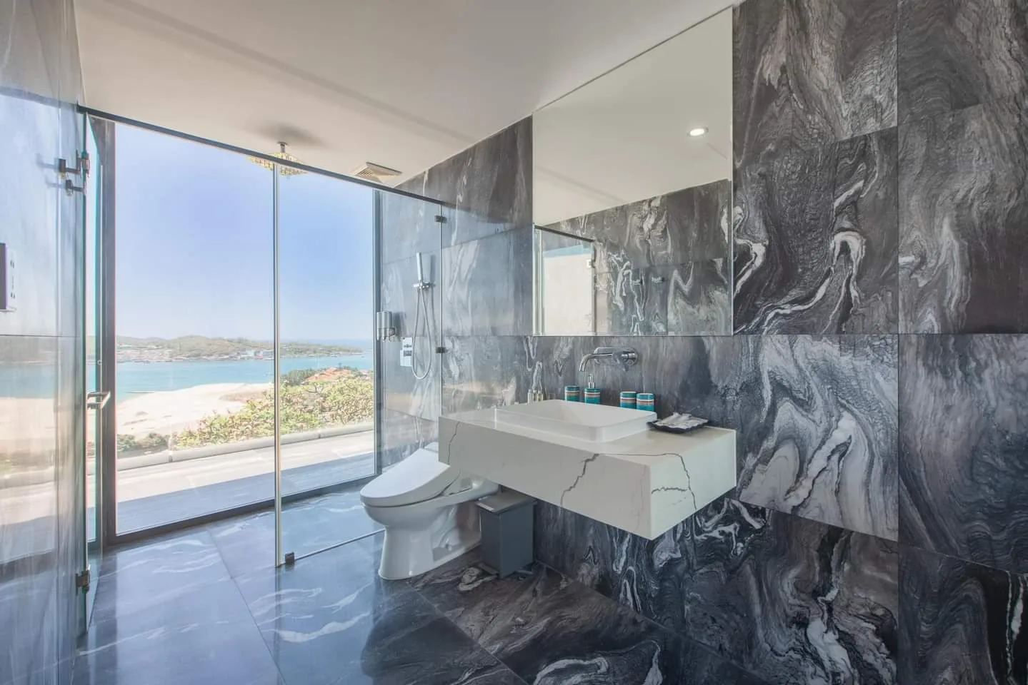 review Ocean Front Villas Nha Trang