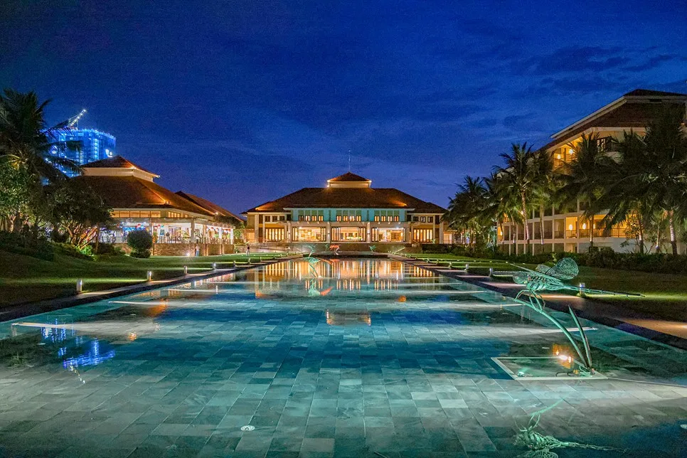Hotline Pullman Danang Beach Resort | Số Điện Thoại, Liên Hệ Và Đặt Phòng Mới Nhất