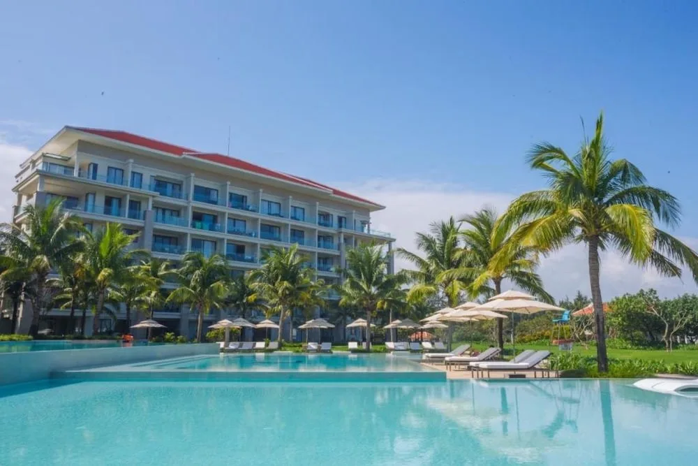 Hotline Ocean Suites Đà Nẵng: Hướng Dẫn Liên Hệ & Đặt Phòng Mới Nhất 2026