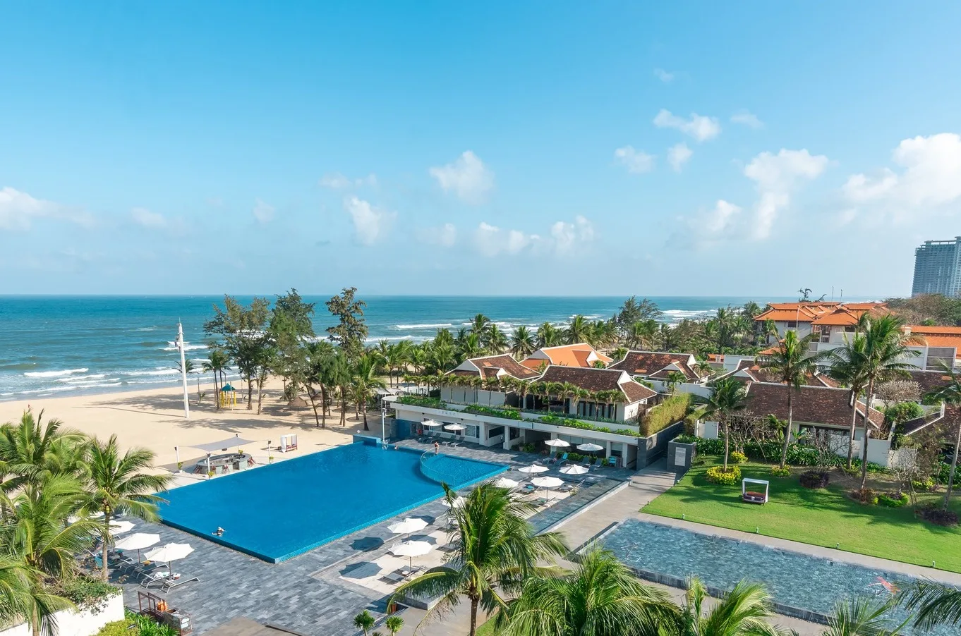 Hotline Pullman Danang Beach Resort | Số Điện Thoại, Liên Hệ Và Đặt Phòng Mới Nhất
