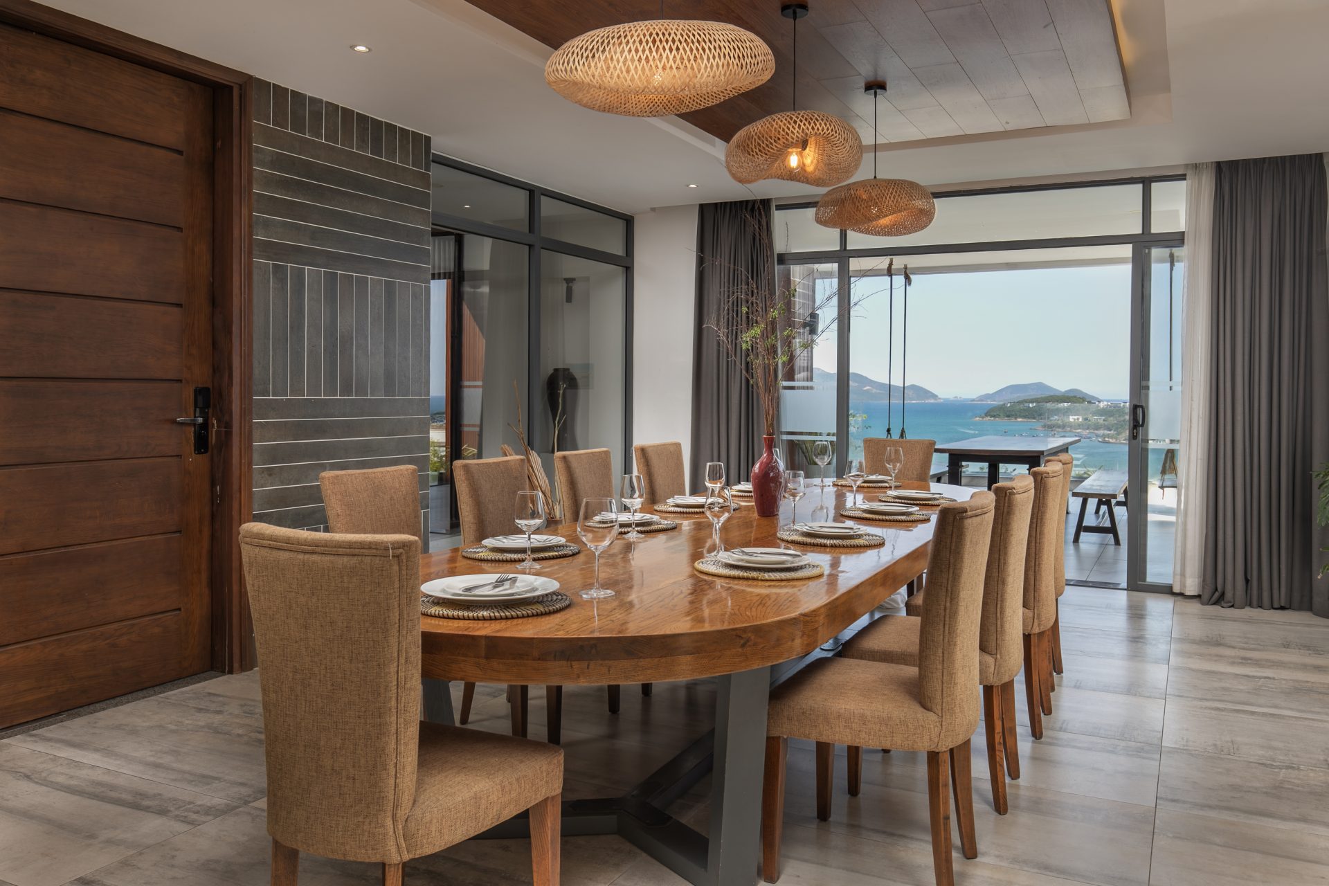 Ocean Front Villas Nha Trang có nên đặt không