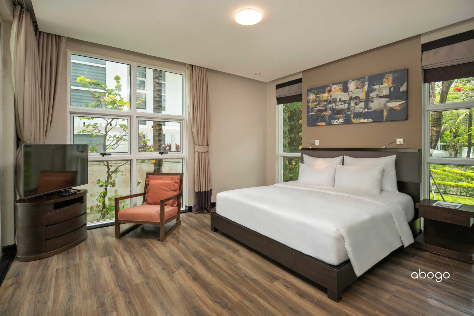 Premier Villa Beachfront Da Nang