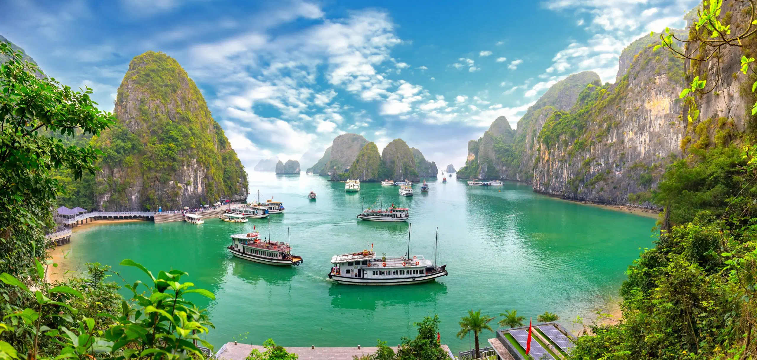 Ultimate Guide to a 2 Day Ha Long Bay Cruise: Top Experiences & Booking Tips