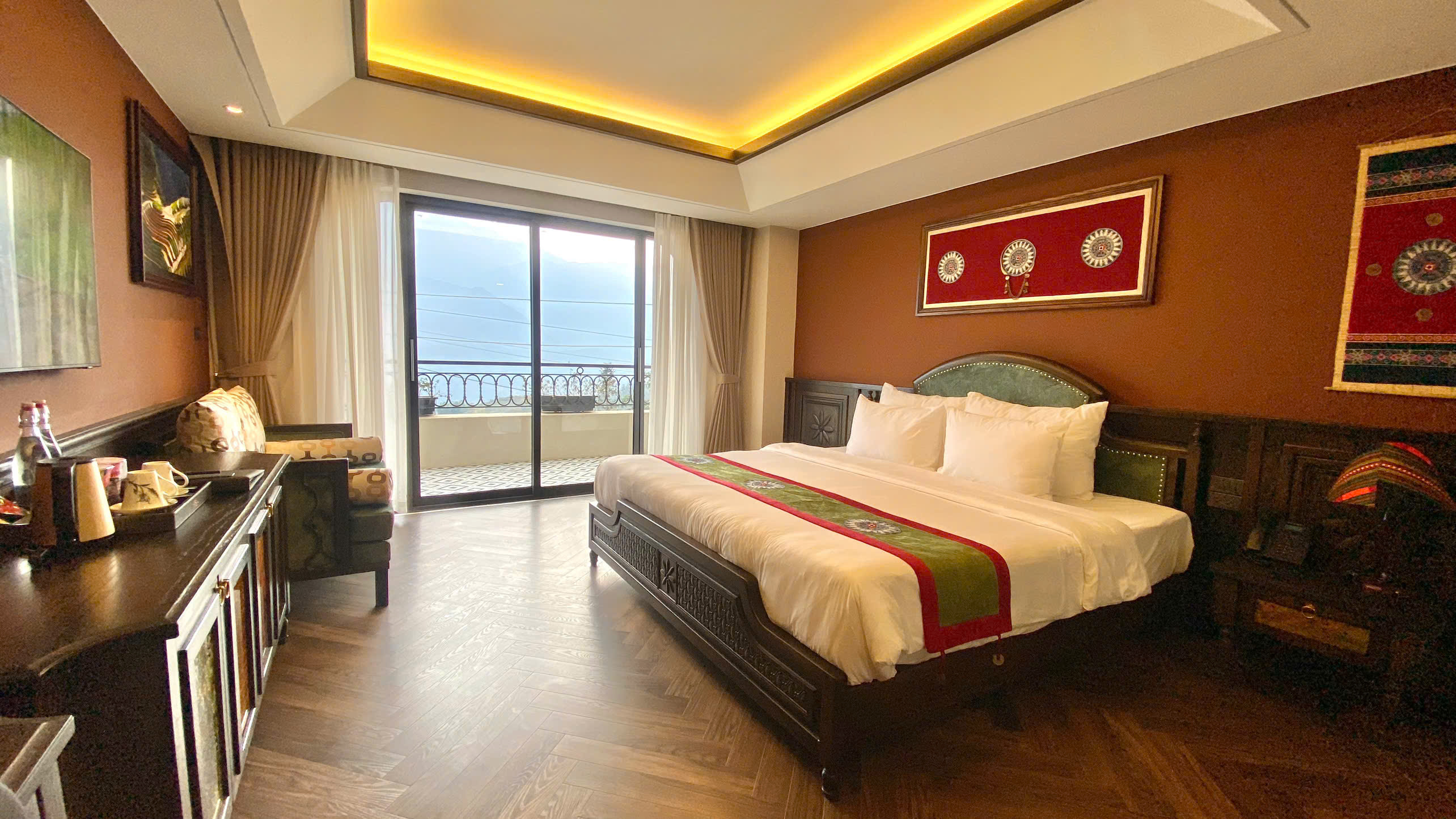 Deluxe Mountain Double Room