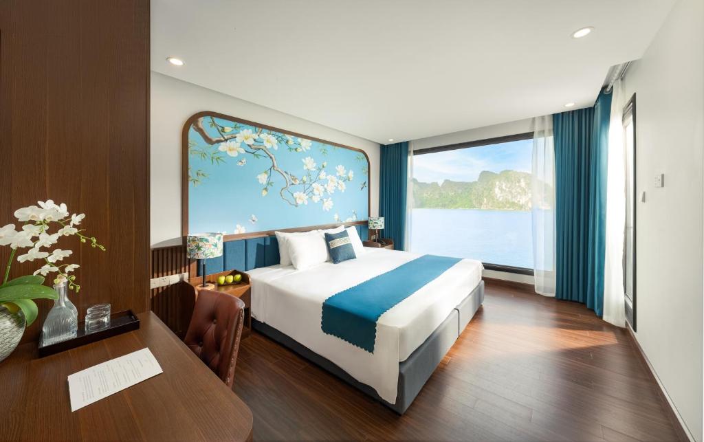 Coral Junior Balcony