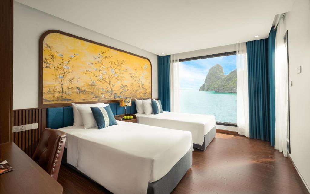 Coral Junior Balcony