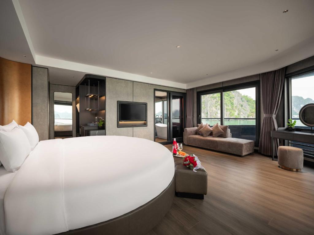 VIP ocean suite