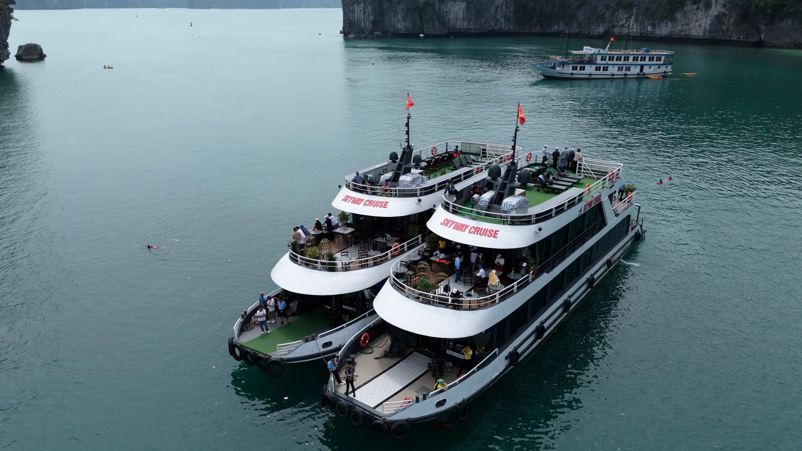 SKY WAY 89 CRUISE FULL DAY
