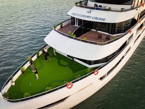 Aqua Luxury Cruise Lan Ha Bay