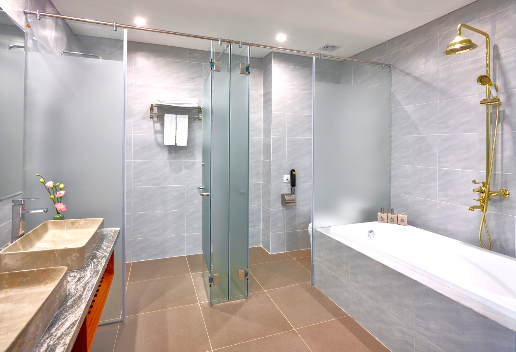Suite Room