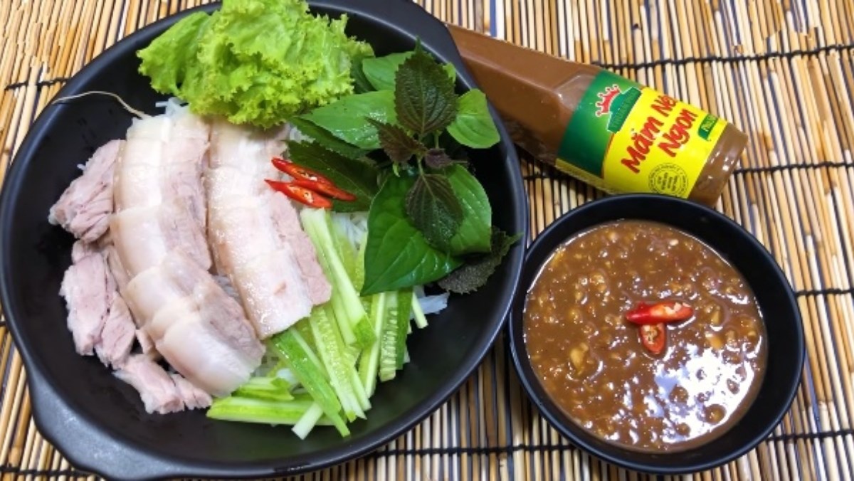 Bun-mam-nem-mien-Trung(5)-1200x676