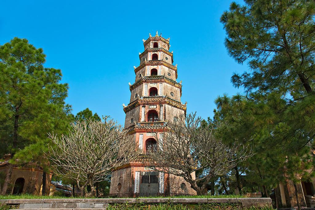 chua-thien-mu-ivivu-4-1024x683 (1)