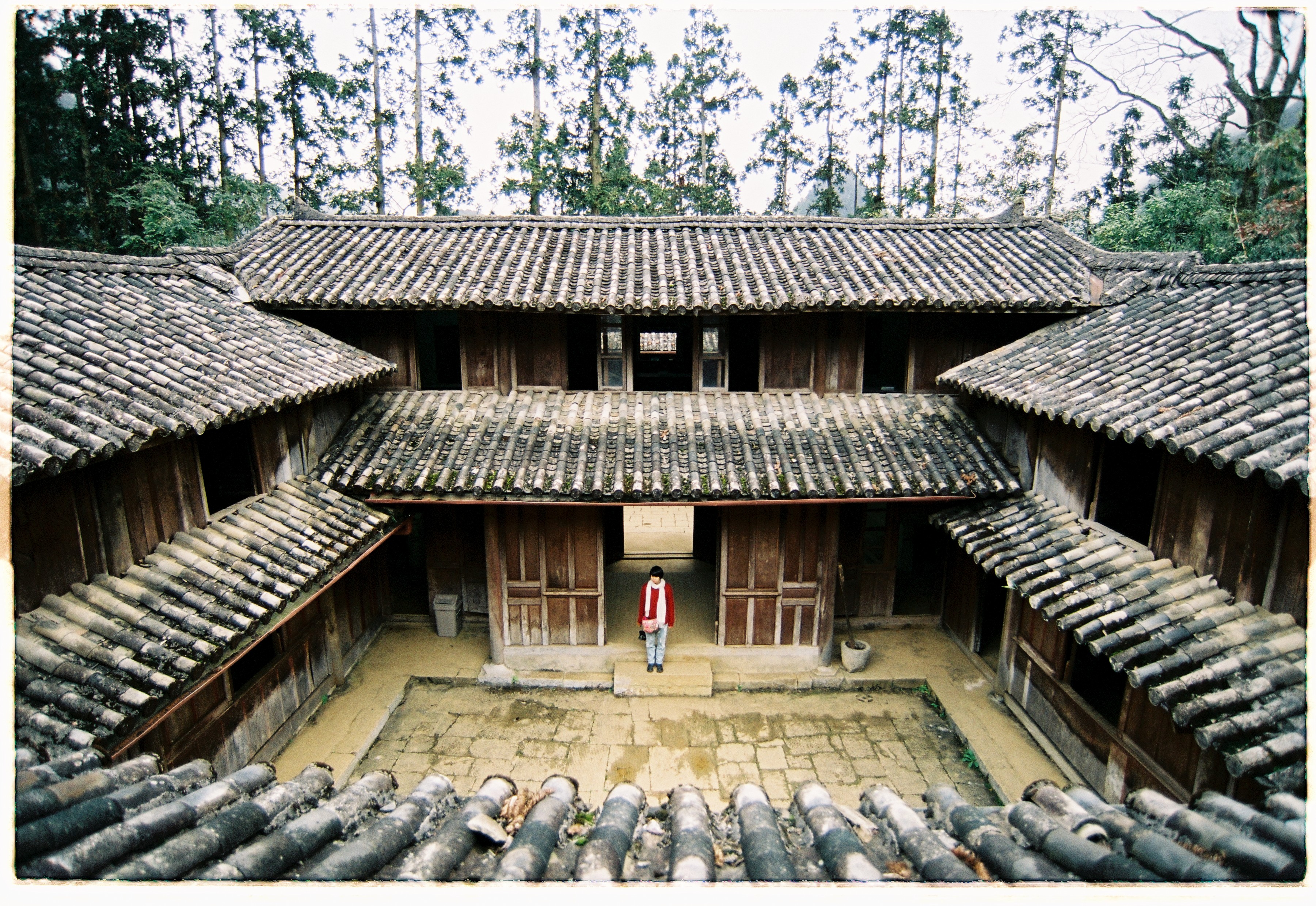 Dinh_thự_vua_Mèo_họ_Vương_-_Vuong’s_Palace,_Đồng_Văn