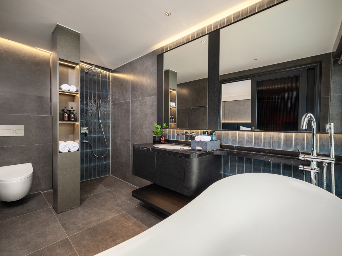 Executive terrace suite