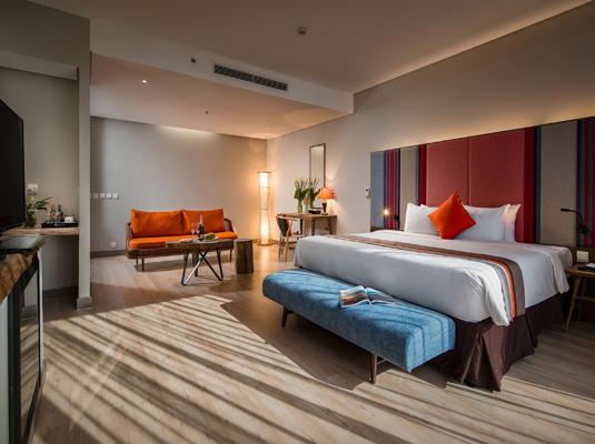 H’Mong Suite
