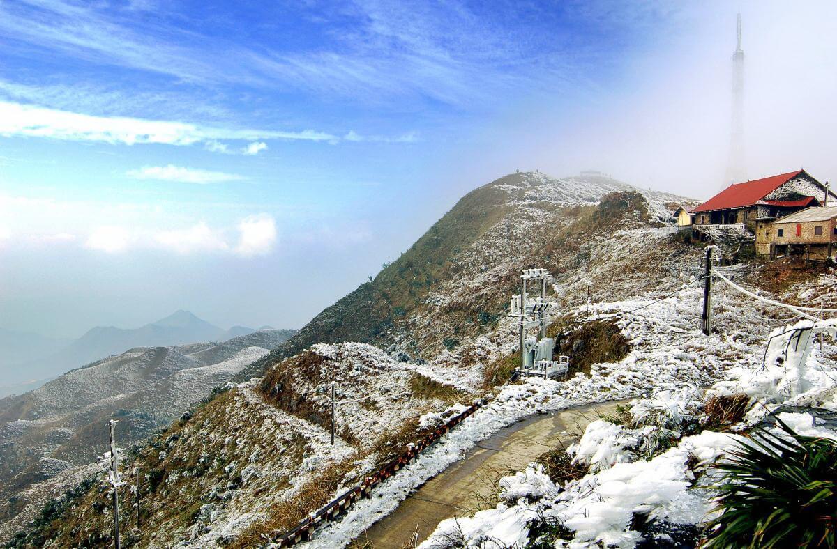 NORTHEAST VIETNAM TOUR NO. 1 (HA GIANG – CAO BANG – BAC KAN) 5 DAYS 4 NIGHTS (BASIC HOTEL PACKAGE)18 - 20/11 & 30/12