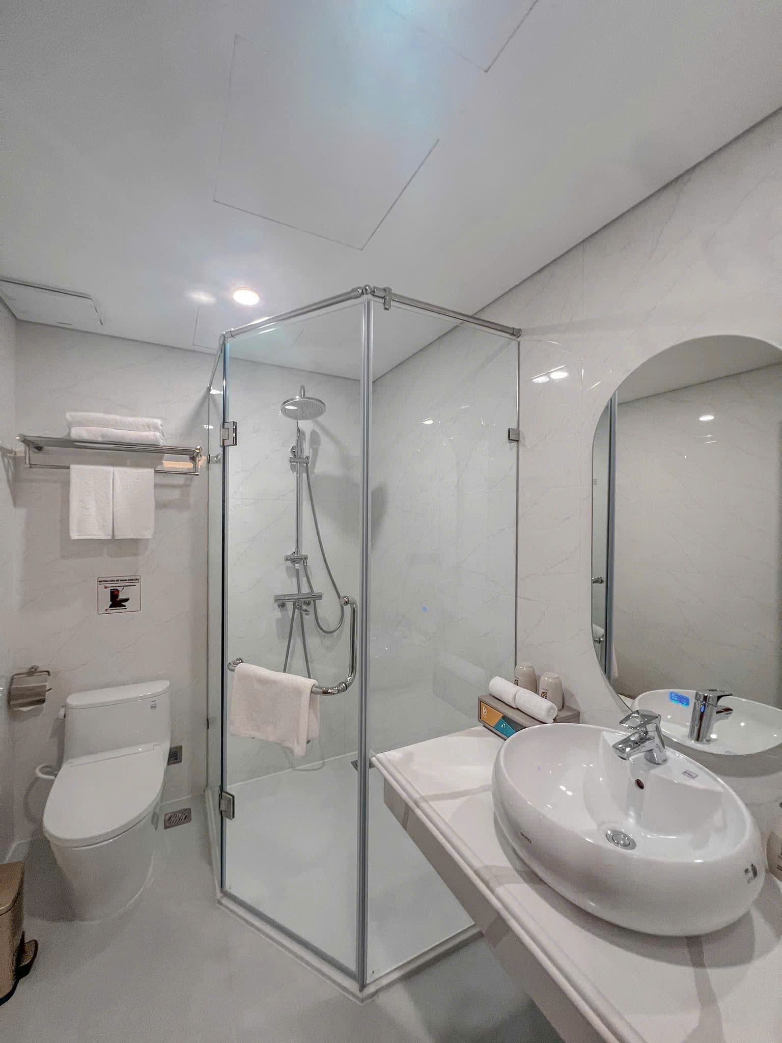 Khach-san-ha-long (2)