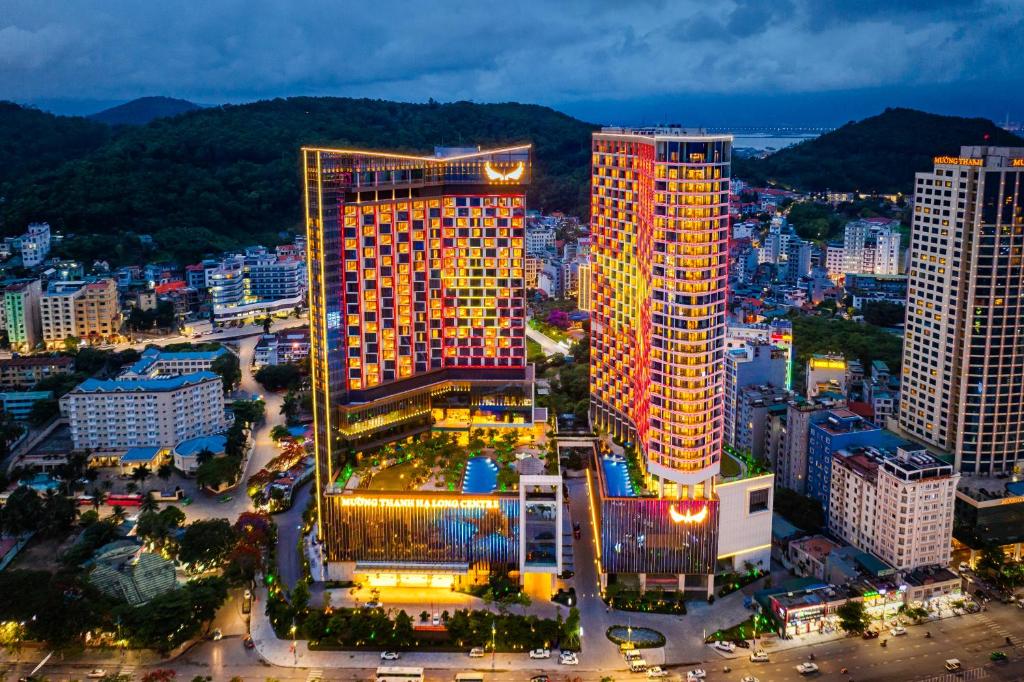 MƯỜNG THANH LUXURY CENTER ( TÒA A ) COMMIT 2025