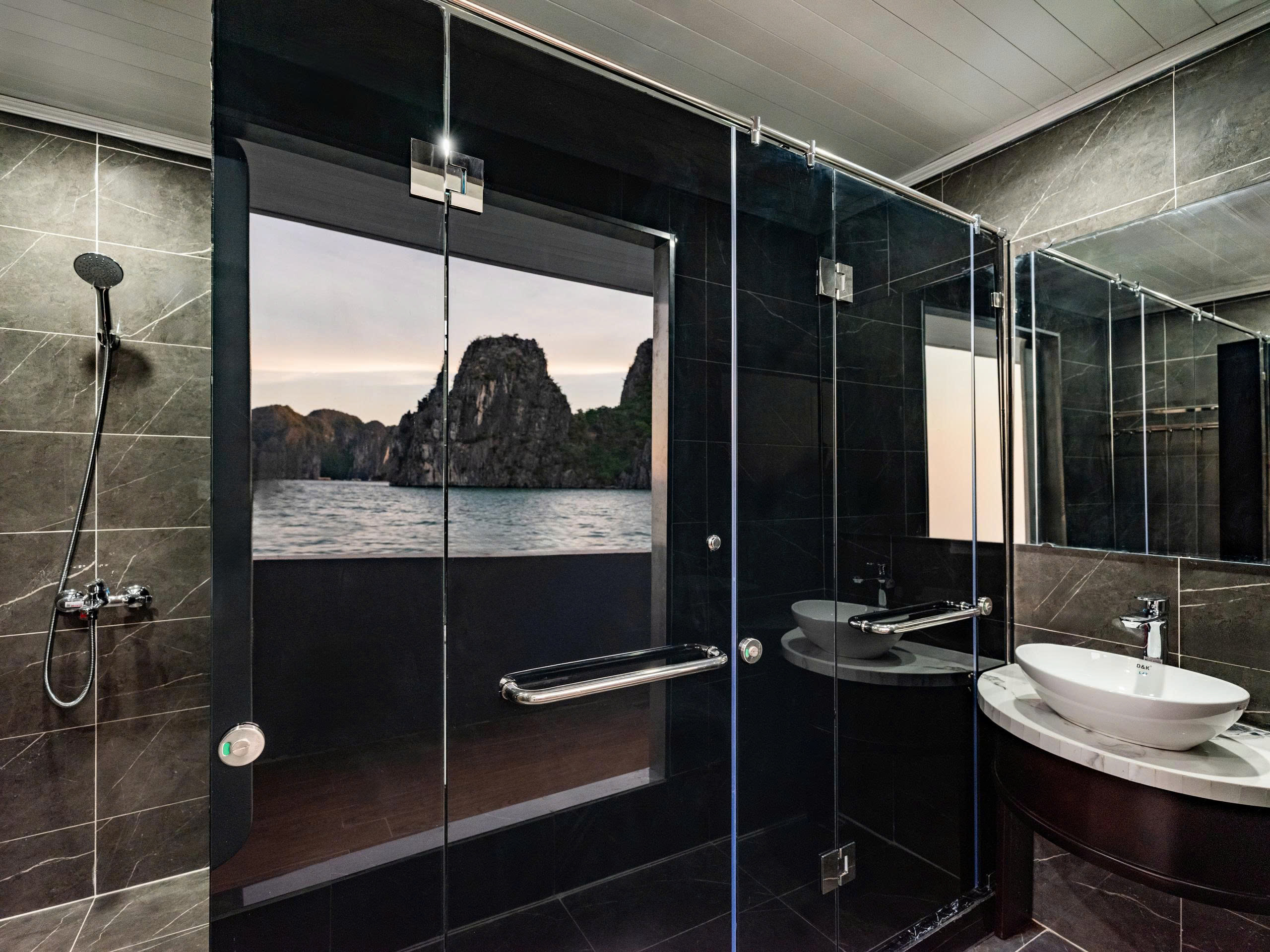 Otis Premium Day Cruise