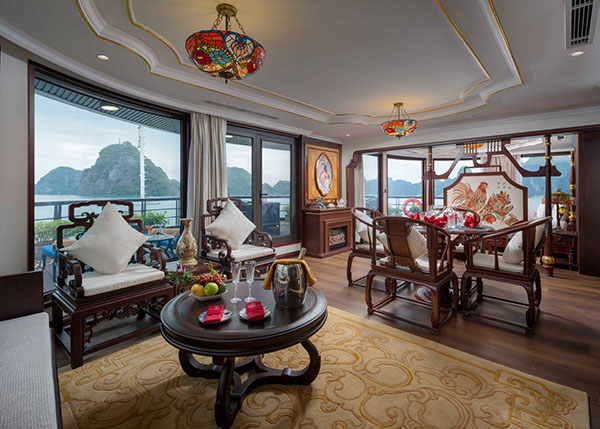 Royal Palace 75m2 tầng 3, sân thượng, tầm nhìn toàn cảnh, bồn tắm ngoài trời, phòng xông đá muối 1 cb