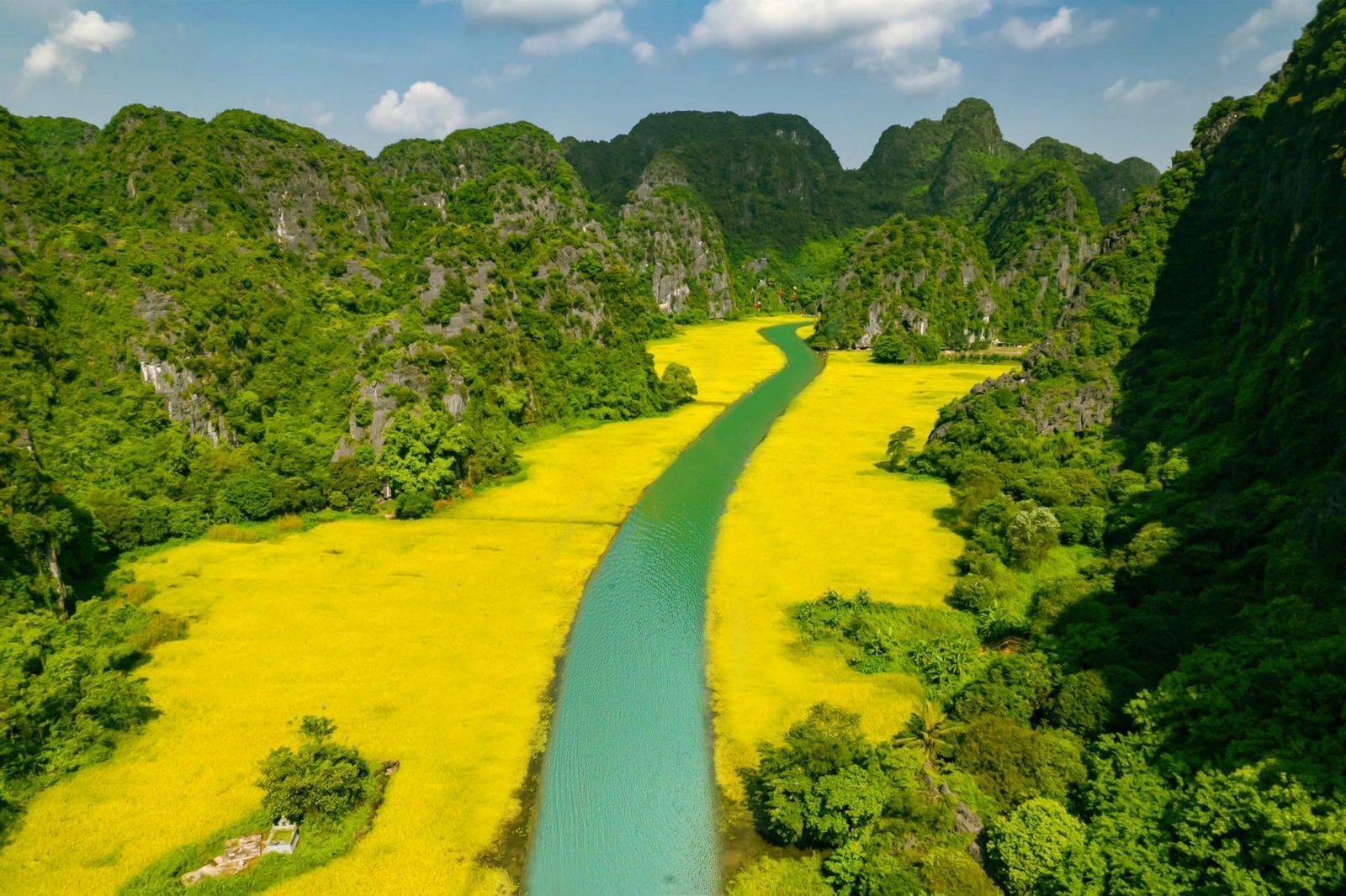 Complete 8-Part Checklist for Traveling to Ninh Binh