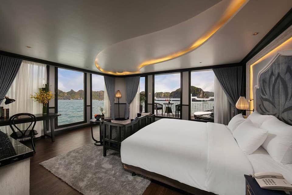 Suite bancony
