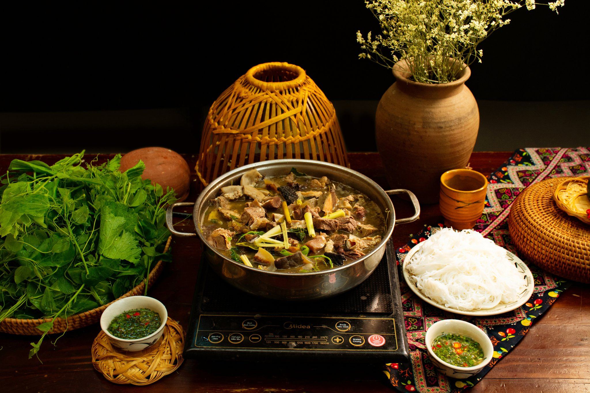thang-co-ha-noi-05