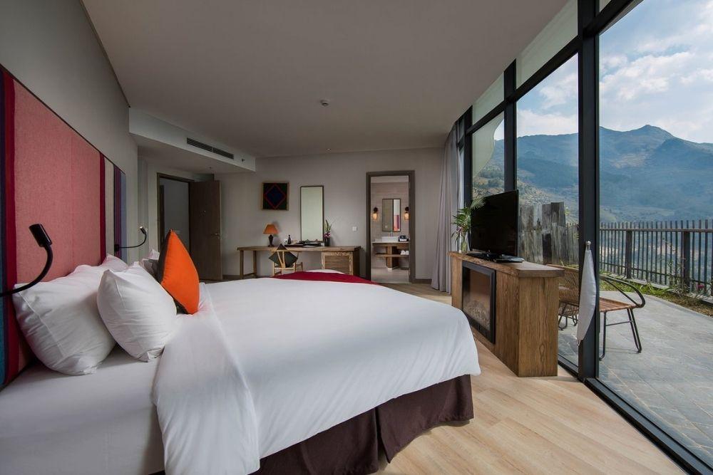 Deluxe Valley View